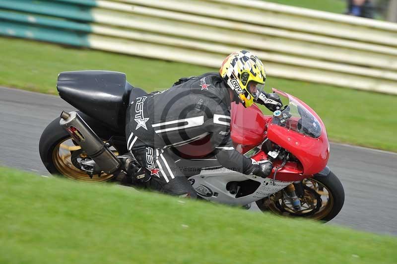 Motorcycle action photographs;cadwell;cadwell park photographs;event digital images;eventdigitalimages;motor racing louth lincolnshire;no limits trackdays;peter wileman photography;trackday;trackday digital images;trackday photos