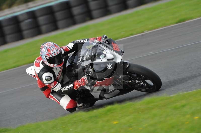 Motorcycle action photographs;cadwell;cadwell park photographs;event digital images;eventdigitalimages;motor racing louth lincolnshire;no limits trackdays;peter wileman photography;trackday;trackday digital images;trackday photos