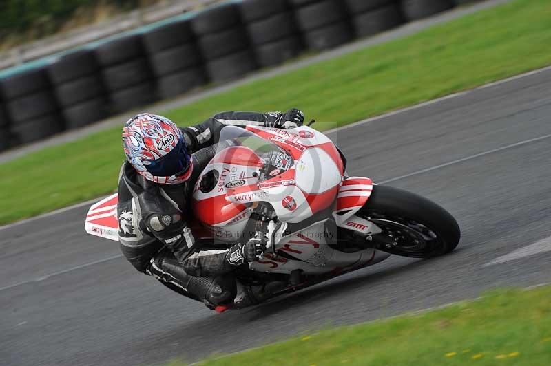 Motorcycle action photographs;cadwell;cadwell park photographs;event digital images;eventdigitalimages;motor racing louth lincolnshire;no limits trackdays;peter wileman photography;trackday;trackday digital images;trackday photos
