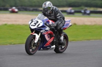 Motorcycle-action-photographs;cadwell;cadwell-park-photographs;event-digital-images;eventdigitalimages;motor-racing-louth-lincolnshire;no-limits-trackdays;peter-wileman-photography;trackday;trackday-digital-images;trackday-photos