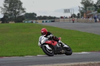 Motorcycle-action-photographs;cadwell;cadwell-park-photographs;event-digital-images;eventdigitalimages;motor-racing-louth-lincolnshire;no-limits-trackdays;peter-wileman-photography;trackday;trackday-digital-images;trackday-photos