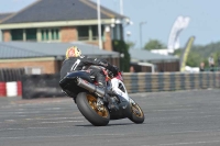 Motorcycle-action-photographs;cadwell;cadwell-park-photographs;event-digital-images;eventdigitalimages;motor-racing-louth-lincolnshire;no-limits-trackdays;peter-wileman-photography;trackday;trackday-digital-images;trackday-photos