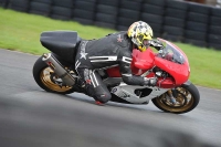 Motorcycle-action-photographs;cadwell;cadwell-park-photographs;event-digital-images;eventdigitalimages;motor-racing-louth-lincolnshire;no-limits-trackdays;peter-wileman-photography;trackday;trackday-digital-images;trackday-photos