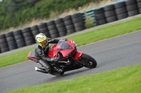 Motorcycle-action-photographs;cadwell;cadwell-park-photographs;event-digital-images;eventdigitalimages;motor-racing-louth-lincolnshire;no-limits-trackdays;peter-wileman-photography;trackday;trackday-digital-images;trackday-photos