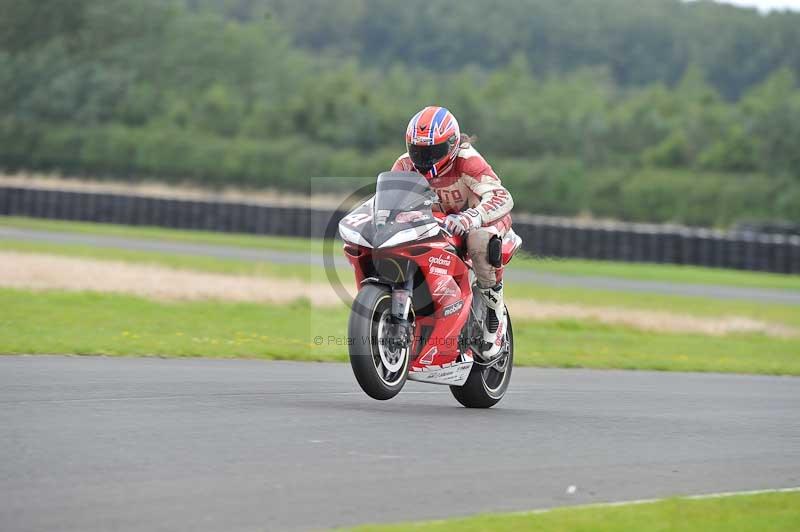 Motorcycle action photographs;cadwell;cadwell park photographs;event digital images;eventdigitalimages;motor racing louth lincolnshire;no limits trackdays;peter wileman photography;trackday;trackday digital images;trackday photos