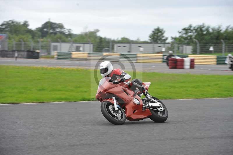 Motorcycle action photographs;cadwell;cadwell park photographs;event digital images;eventdigitalimages;motor racing louth lincolnshire;no limits trackdays;peter wileman photography;trackday;trackday digital images;trackday photos