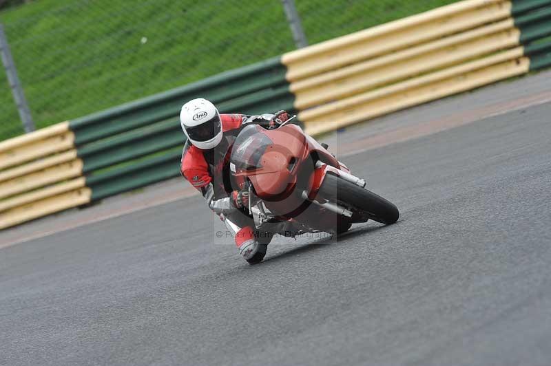 Motorcycle action photographs;cadwell;cadwell park photographs;event digital images;eventdigitalimages;motor racing louth lincolnshire;no limits trackdays;peter wileman photography;trackday;trackday digital images;trackday photos