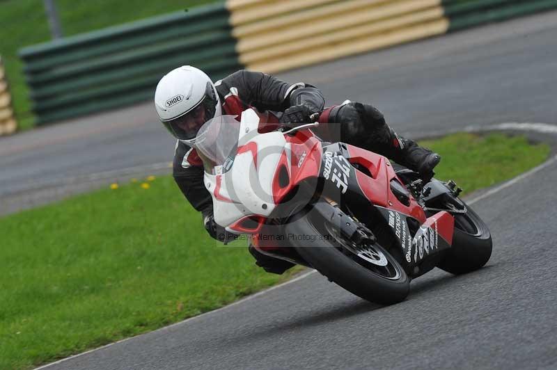 Motorcycle action photographs;cadwell;cadwell park photographs;event digital images;eventdigitalimages;motor racing louth lincolnshire;no limits trackdays;peter wileman photography;trackday;trackday digital images;trackday photos