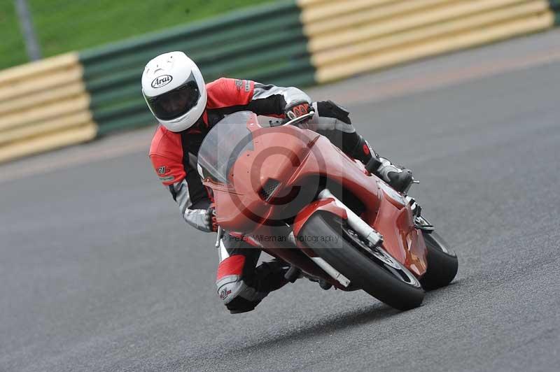 Motorcycle action photographs;cadwell;cadwell park photographs;event digital images;eventdigitalimages;motor racing louth lincolnshire;no limits trackdays;peter wileman photography;trackday;trackday digital images;trackday photos