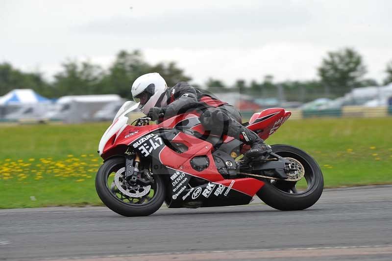 Motorcycle action photographs;cadwell;cadwell park photographs;event digital images;eventdigitalimages;motor racing louth lincolnshire;no limits trackdays;peter wileman photography;trackday;trackday digital images;trackday photos