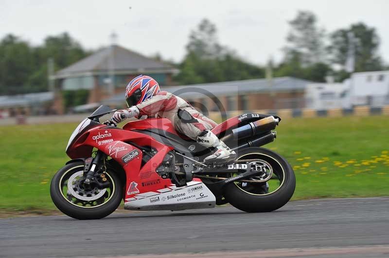 Motorcycle action photographs;cadwell;cadwell park photographs;event digital images;eventdigitalimages;motor racing louth lincolnshire;no limits trackdays;peter wileman photography;trackday;trackday digital images;trackday photos