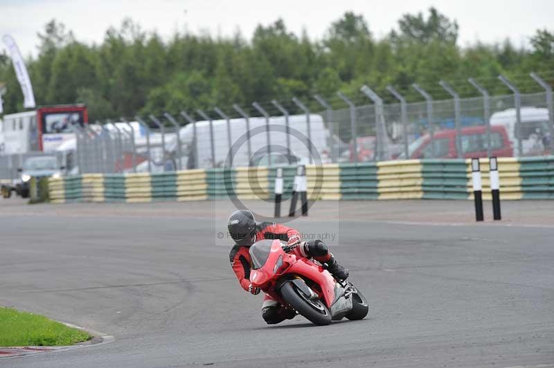 Motorcycle action photographs;cadwell;cadwell park photographs;event digital images;eventdigitalimages;motor racing louth lincolnshire;no limits trackdays;peter wileman photography;trackday;trackday digital images;trackday photos