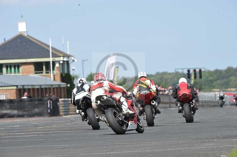 Motorcycle action photographs;cadwell;cadwell park photographs;event digital images;eventdigitalimages;motor racing louth lincolnshire;no limits trackdays;peter wileman photography;trackday;trackday digital images;trackday photos