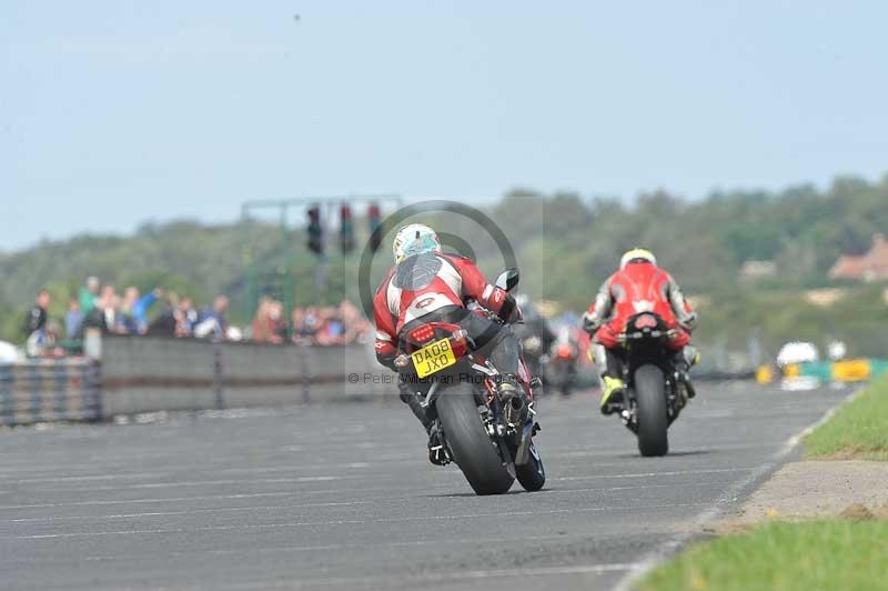 Motorcycle action photographs;cadwell;cadwell park photographs;event digital images;eventdigitalimages;motor racing louth lincolnshire;no limits trackdays;peter wileman photography;trackday;trackday digital images;trackday photos