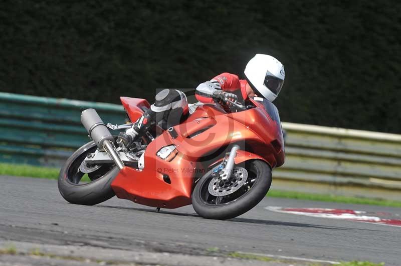 Motorcycle action photographs;cadwell;cadwell park photographs;event digital images;eventdigitalimages;motor racing louth lincolnshire;no limits trackdays;peter wileman photography;trackday;trackday digital images;trackday photos