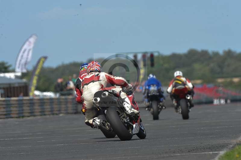 Motorcycle action photographs;cadwell;cadwell park photographs;event digital images;eventdigitalimages;motor racing louth lincolnshire;no limits trackdays;peter wileman photography;trackday;trackday digital images;trackday photos