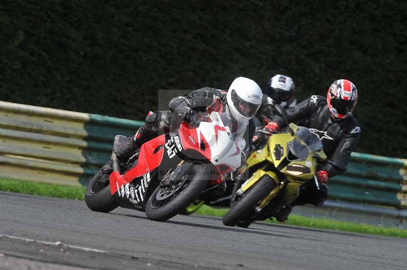 Motorcycle action photographs;cadwell;cadwell park photographs;event digital images;eventdigitalimages;motor racing louth lincolnshire;no limits trackdays;peter wileman photography;trackday;trackday digital images;trackday photos