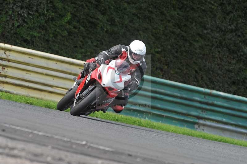 Motorcycle action photographs;cadwell;cadwell park photographs;event digital images;eventdigitalimages;motor racing louth lincolnshire;no limits trackdays;peter wileman photography;trackday;trackday digital images;trackday photos