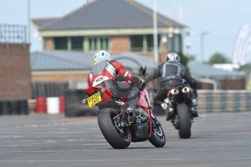 Motorcycle action photographs;cadwell;cadwell park photographs;event digital images;eventdigitalimages;motor racing louth lincolnshire;no limits trackdays;peter wileman photography;trackday;trackday digital images;trackday photos