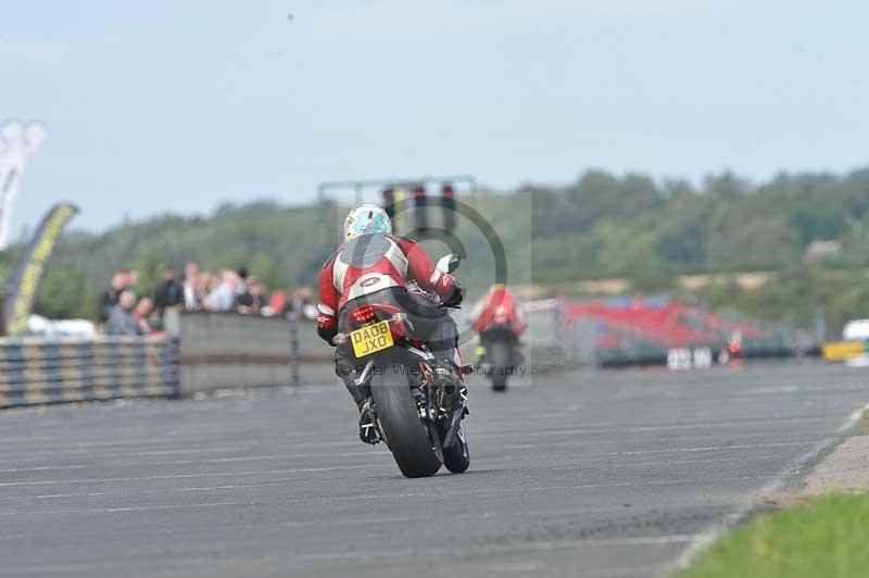 Motorcycle action photographs;cadwell;cadwell park photographs;event digital images;eventdigitalimages;motor racing louth lincolnshire;no limits trackdays;peter wileman photography;trackday;trackday digital images;trackday photos