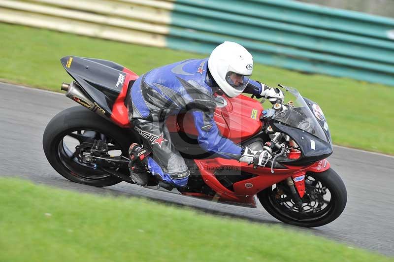 Motorcycle action photographs;cadwell;cadwell park photographs;event digital images;eventdigitalimages;motor racing louth lincolnshire;no limits trackdays;peter wileman photography;trackday;trackday digital images;trackday photos