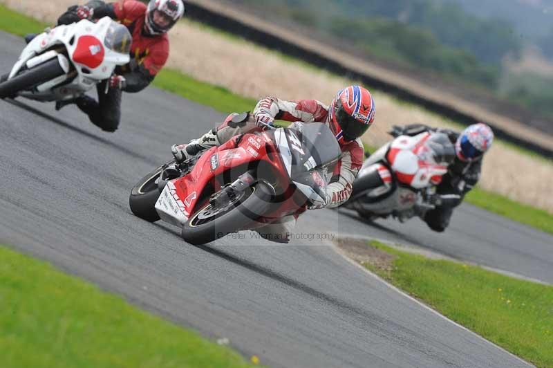 Motorcycle action photographs;cadwell;cadwell park photographs;event digital images;eventdigitalimages;motor racing louth lincolnshire;no limits trackdays;peter wileman photography;trackday;trackday digital images;trackday photos