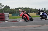 Motorcycle-action-photographs;cadwell;cadwell-park-photographs;event-digital-images;eventdigitalimages;motor-racing-louth-lincolnshire;no-limits-trackdays;peter-wileman-photography;trackday;trackday-digital-images;trackday-photos