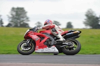 Motorcycle-action-photographs;cadwell;cadwell-park-photographs;event-digital-images;eventdigitalimages;motor-racing-louth-lincolnshire;no-limits-trackdays;peter-wileman-photography;trackday;trackday-digital-images;trackday-photos
