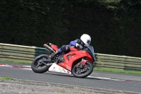 Motorcycle-action-photographs;cadwell;cadwell-park-photographs;event-digital-images;eventdigitalimages;motor-racing-louth-lincolnshire;no-limits-trackdays;peter-wileman-photography;trackday;trackday-digital-images;trackday-photos
