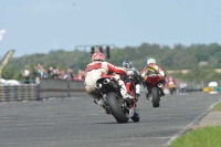 Motorcycle-action-photographs;cadwell;cadwell-park-photographs;event-digital-images;eventdigitalimages;motor-racing-louth-lincolnshire;no-limits-trackdays;peter-wileman-photography;trackday;trackday-digital-images;trackday-photos