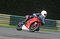 Motorcycle-action-photographs;cadwell;cadwell-park-photographs;event-digital-images;eventdigitalimages;motor-racing-louth-lincolnshire;no-limits-trackdays;peter-wileman-photography;trackday;trackday-digital-images;trackday-photos