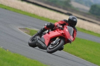Motorcycle-action-photographs;cadwell;cadwell-park-photographs;event-digital-images;eventdigitalimages;motor-racing-louth-lincolnshire;no-limits-trackdays;peter-wileman-photography;trackday;trackday-digital-images;trackday-photos