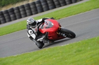 Motorcycle-action-photographs;cadwell;cadwell-park-photographs;event-digital-images;eventdigitalimages;motor-racing-louth-lincolnshire;no-limits-trackdays;peter-wileman-photography;trackday;trackday-digital-images;trackday-photos