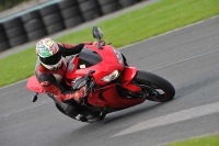 Motorcycle-action-photographs;cadwell;cadwell-park-photographs;event-digital-images;eventdigitalimages;motor-racing-louth-lincolnshire;no-limits-trackdays;peter-wileman-photography;trackday;trackday-digital-images;trackday-photos