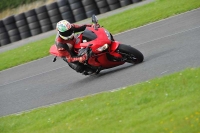 Motorcycle-action-photographs;cadwell;cadwell-park-photographs;event-digital-images;eventdigitalimages;motor-racing-louth-lincolnshire;no-limits-trackdays;peter-wileman-photography;trackday;trackday-digital-images;trackday-photos