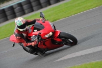 Motorcycle-action-photographs;cadwell;cadwell-park-photographs;event-digital-images;eventdigitalimages;motor-racing-louth-lincolnshire;no-limits-trackdays;peter-wileman-photography;trackday;trackday-digital-images;trackday-photos