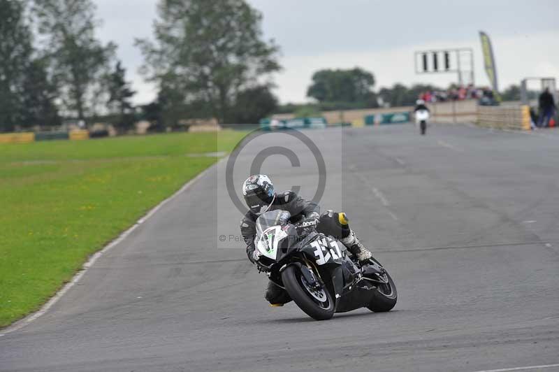Motorcycle action photographs;cadwell;cadwell park photographs;event digital images;eventdigitalimages;motor racing louth lincolnshire;no limits trackdays;peter wileman photography;trackday;trackday digital images;trackday photos