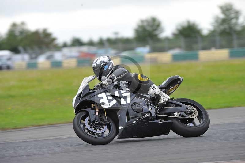 Motorcycle action photographs;cadwell;cadwell park photographs;event digital images;eventdigitalimages;motor racing louth lincolnshire;no limits trackdays;peter wileman photography;trackday;trackday digital images;trackday photos