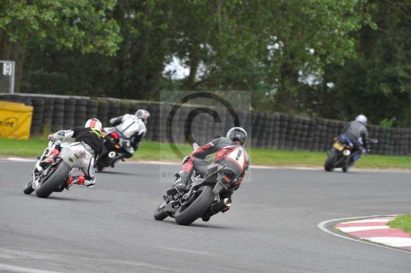 Motorcycle action photographs;cadwell;cadwell park photographs;event digital images;eventdigitalimages;motor racing louth lincolnshire;no limits trackdays;peter wileman photography;trackday;trackday digital images;trackday photos