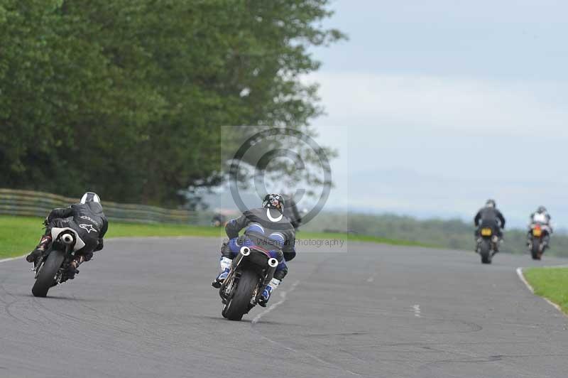 Motorcycle action photographs;cadwell;cadwell park photographs;event digital images;eventdigitalimages;motor racing louth lincolnshire;no limits trackdays;peter wileman photography;trackday;trackday digital images;trackday photos
