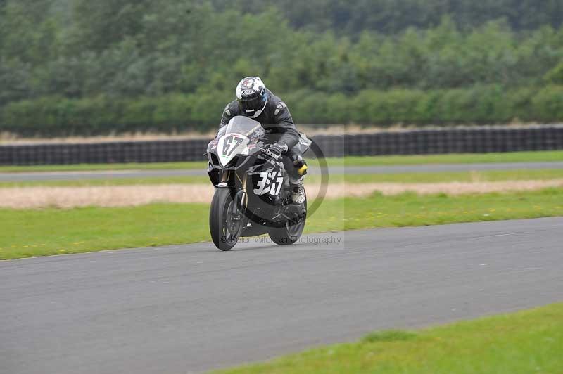 Motorcycle action photographs;cadwell;cadwell park photographs;event digital images;eventdigitalimages;motor racing louth lincolnshire;no limits trackdays;peter wileman photography;trackday;trackday digital images;trackday photos