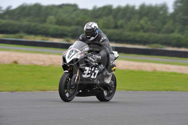 Motorcycle action photographs;cadwell;cadwell park photographs;event digital images;eventdigitalimages;motor racing louth lincolnshire;no limits trackdays;peter wileman photography;trackday;trackday digital images;trackday photos