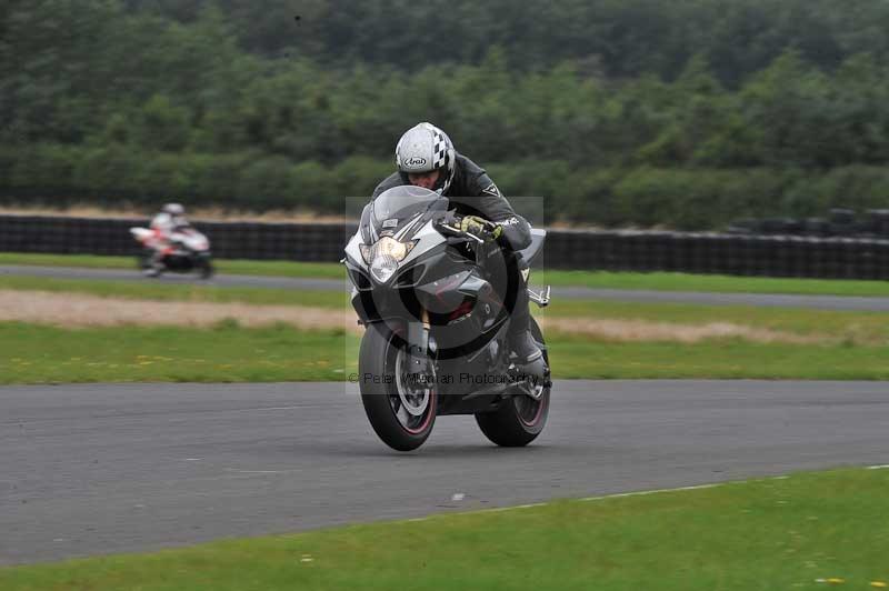 Motorcycle action photographs;cadwell;cadwell park photographs;event digital images;eventdigitalimages;motor racing louth lincolnshire;no limits trackdays;peter wileman photography;trackday;trackday digital images;trackday photos