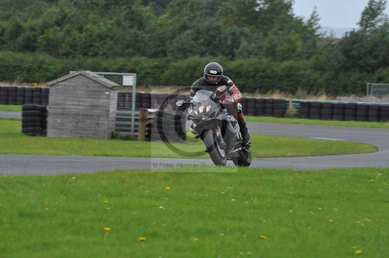 Motorcycle action photographs;cadwell;cadwell park photographs;event digital images;eventdigitalimages;motor racing louth lincolnshire;no limits trackdays;peter wileman photography;trackday;trackday digital images;trackday photos