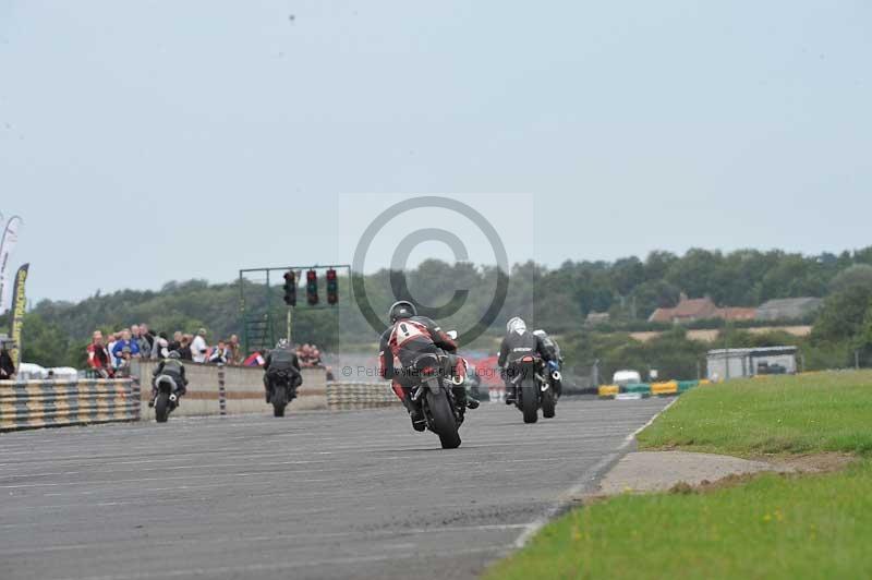 Motorcycle action photographs;cadwell;cadwell park photographs;event digital images;eventdigitalimages;motor racing louth lincolnshire;no limits trackdays;peter wileman photography;trackday;trackday digital images;trackday photos