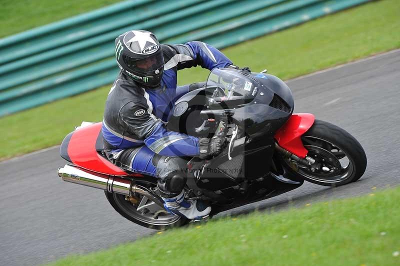 Motorcycle action photographs;cadwell;cadwell park photographs;event digital images;eventdigitalimages;motor racing louth lincolnshire;no limits trackdays;peter wileman photography;trackday;trackday digital images;trackday photos
