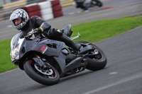 Motorcycle-action-photographs;cadwell;cadwell-park-photographs;event-digital-images;eventdigitalimages;motor-racing-louth-lincolnshire;no-limits-trackdays;peter-wileman-photography;trackday;trackday-digital-images;trackday-photos