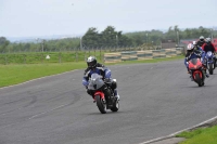 Motorcycle-action-photographs;cadwell;cadwell-park-photographs;event-digital-images;eventdigitalimages;motor-racing-louth-lincolnshire;no-limits-trackdays;peter-wileman-photography;trackday;trackday-digital-images;trackday-photos