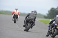 Motorcycle-action-photographs;cadwell;cadwell-park-photographs;event-digital-images;eventdigitalimages;motor-racing-louth-lincolnshire;no-limits-trackdays;peter-wileman-photography;trackday;trackday-digital-images;trackday-photos