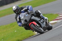 Motorcycle-action-photographs;cadwell;cadwell-park-photographs;event-digital-images;eventdigitalimages;motor-racing-louth-lincolnshire;no-limits-trackdays;peter-wileman-photography;trackday;trackday-digital-images;trackday-photos